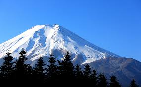 Japan Is It Wrong To Climb Mount Fuji Empty Handed Global Voices