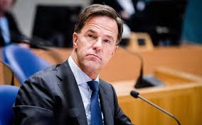Het kabinet heeft nieuwe landelijke beperkingen aangekondigd voor de horeca, en voor de introductieweken van universiteiten en hogescholen. Nieuwe Maatregelen Tegen Corona Horeca Sluit Om 22 00 Uur Profvoetbal Zonder Publiek Dagblad Van Het Noorden