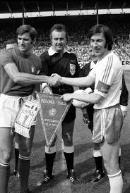 See full list on es.wikipedia.org Euro Football On Twitter Captains Giancinto Facchetti Kazimierz Deyna And Referee Hans Joachim Weyland Before The 1974 Worldcup Match In Stuttgart Italy Vs Poland 1 2 Https T Co Wgrutfwx1g Itapol Https T Co Allpjavbj1