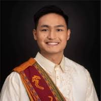 Aaron Carreon's Instagram, Twitter & Facebook