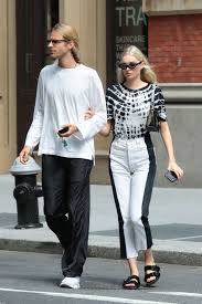 Thomas robert daley (born 21 may 1994) is a british diver, television personality and youtube vlogger. Elsa Hosk And Tom Daly Out In New York 08 21 2019 Hawtcelebs