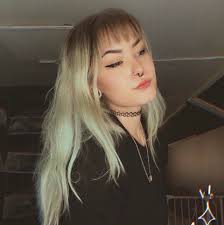 Christina Aguilera Lookalike