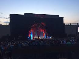 Photos At Fiddlers Green Amphitheatre