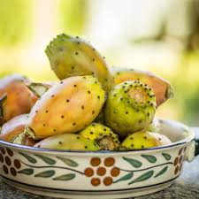 Sweet, delicious prickly pear (cactus pear) are round to oval fruits obtained from the cactus plants. Prickly Pear