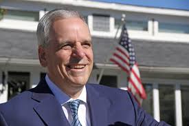 Neronha won't set up transition team