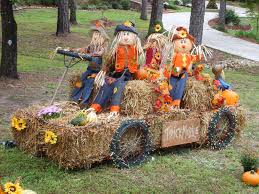 Maybe you would like to learn more about one of these? 2009 Fall Display Scarecrows On The Loose Fall Thanksgiving Decor Fall Yard Decor Fall Halloween Decor