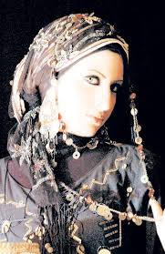 صيحات أزياء مصر عام 2007 خليجية بامتياز - جريدة الجريدة الكويتية