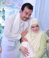 Maksud, dan arti nama alkhalifa. Nama Indah Anak Siti Nurhaliza Yang Penuh Doa Apa Artinya Cantik Tempo Co