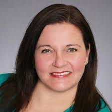 Renae Brown's Instagram, Twitter & Facebook