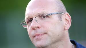 Detroit Catholic Central 14, Detroit Country Day 13