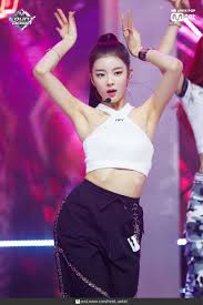 The lyrics reveal how you should love yourself and disregard [bridge: 190214 Itzy Lia Dalla Dalla Debut Stage At M Countdown Itzy Gym Women Kpop Girls