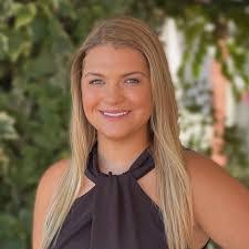 Kayla Mccollum's Instagram, Twitter & Facebook