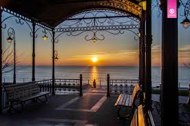 Contact rasarit de soare on messenger. Super Imagini Primul Soare DupÄƒ O LunÄƒ PlinÄƒ De Nori La ConstanÈ›a Galerie Foto Evenimente Constanta