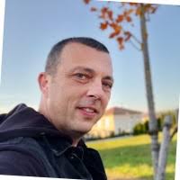 100+ Profile mit dem Suchbegriff „Ferber“