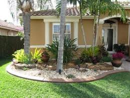 Tropical Landscape Design Ideas Pictures Remodel And Decor Florida Landscaping Front Yard Landscaping Design Small Front Yard Landscaping