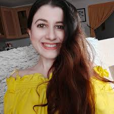 This dad convinced Justin Timberlake to take a break between holes at a  celebrity golf tournament to hold his son. What Timberlake did next is  amazing 😂 (play with sound 🔊)