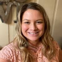 Regan Ayers's Instagram, Twitter & Facebook