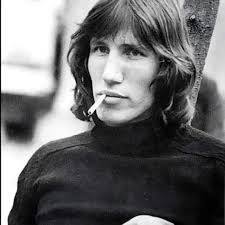 A 81 años llega este 6 de septiembre, George Roger Waters. Nacido en  Surrey, Inglaterra en 1943. es un activista, compositor, y músico  británico, cofundador de la banda de rock progresivo Pink