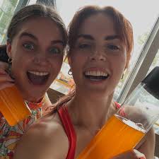 Essie Baird (@flood__me__up) • Instagram photos and videos