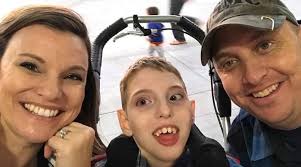 Mother, daughter diagnosed with breast cancer four weeks apart