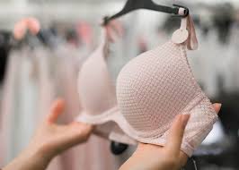 Setelah mengetahui cara pemakaian bra yang benar, lucia menegaskan bahwa cara pencucian bra juga sangat mempengaruhi. Daftar Ukuran Bra Dari Yang Mungil Sampai Ekstra Sekaligus Cara Mudah Mengukurnya