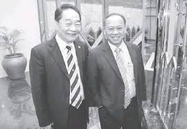 His tenure as sfs was further extended for another period of more than four years from july 1, 2016 to october 28, 2020 when the state government agreed to review his retirement age from 55 to 58 years, said jaul when responding to the claim by parti sarawak bersatu (psb) president dato sri wong soon koh, who expressed his puzzlement at ahmad tarmizi's departure. Kidurong Rep Barking At Wrong Tree Soon Koh Pressreader