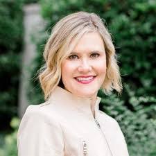 Amber Keating's Instagram, Twitter & Facebook