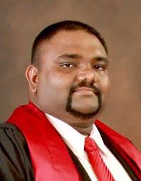 Friend dies in rockfall accident in Skardu