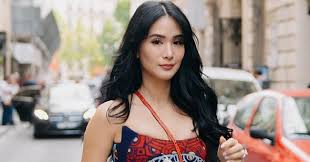 This past week, her siblings mich, camille, and tristan came with her to explore balesin island, where she is set to marry sen. Heart Evangelista Love Marie Payawal Ongpauco Escudero Biography Facts Childhood Achievements