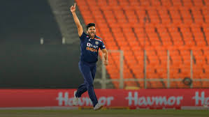 Another expensive over from krunal. Eyk7q99vmmggjm