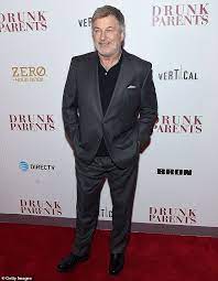 Alec Baldwin Shows Off His Scruffy Side As He Goes Unshaven At New York Premiere Of Drunk Parents Daily Mail Online