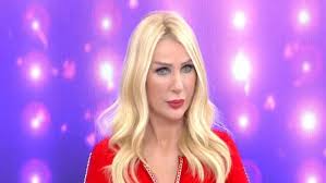 Seda sayan tüm mp3lerini indir seda sayan tüm albümleri seda sayan şarkıları indir ve müziklerini dinle. Seda Sayan La Programi Bitti Mi Neden Yok 5 Mart Taki Yayinda Neler Olmustu
