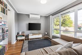 2 18b Catherine Street Boronia Vic 3155 Jellis Craig