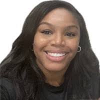 Alexis Shull's Instagram, Twitter & Facebook