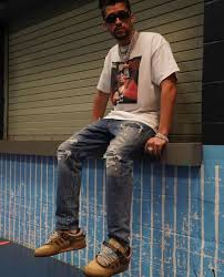 It consists of four studio albums, one mixtape, one extended play. Bad Bunny Adidas Forum Low In 2021 Bunny Outfit Bad Bunny Wallpaper