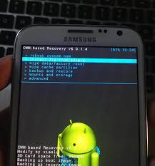 How to flash an android phone that is locked. How To Flash A Rom Onto Your Android Phone One Click Root