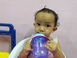 Eh batuk aku ni semakin teruk ke sampai keluar kahak hijau. 10 Petua Rawat Batuk Anak Tanpa Ubat