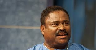 Hampton University News: All the way from South Africa, Emmy-Award Winning  Journalist Kenneth Walker speaks