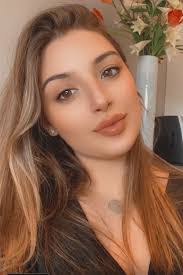 Karen Pickles's Instagram, Twitter & Facebook