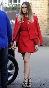 She's adorably hilarious, pretty, and has an amazing sense of style! Magdaleighne On Twitter Perrieedwards Street Style