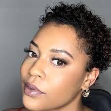 Mae Stone 💚✨ (@maesttone)