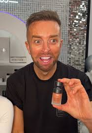 Our girl @rachelnugent40 is keeping her tan topped up using #10secondt...