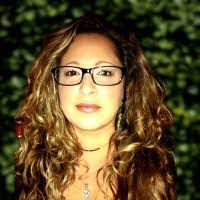 Stacey Rothman's Instagram, Twitter & Facebook