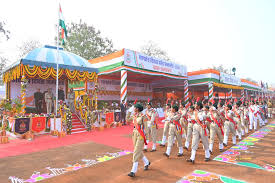 77वें गणतंत्र दिवस के अवसर पर रायपुर के पुलिस परेड ग्राउंड में राज्यपाल  श्री रमेन डेका ने राष्ट्रीय ध्वज फहराकर परेड की सलामी ली। इस मौके पर ...