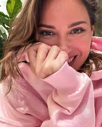 Lorena Ferro (@lorenaferro) • Instagram photos and videos