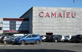 The hotel campanile de saint jean de luz is a new hotel, opened in september 2018. Camaieu Les Syndicats Accusent Le Groupe D Avoir Organise La Faillite Des Filiales Belge Suisse Et Luxembourgeoise Actualite Distribution 1236465