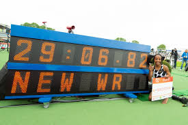 Sifan hassan of the netherlands fired a warning shot ahead of the tokyo olympics by setting a new world record in the women's 10,000m on sunday. Sifan Hassan Breaks 10 000m World Record At Fbk Games In Hengelo By Nn Running Team Vs Athletics