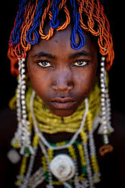 Tribal body painting photos — Glass