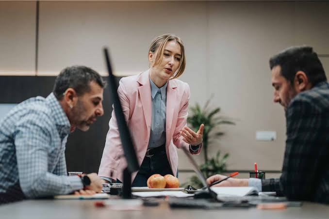 Mentorship and Teamwork: How Mentoring Builds Stronger Teams