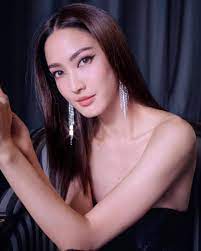 Natapohn tameeruks, nicknamed taew, is a thai actress, working for tv3. 7h8ysvvdwthgnm